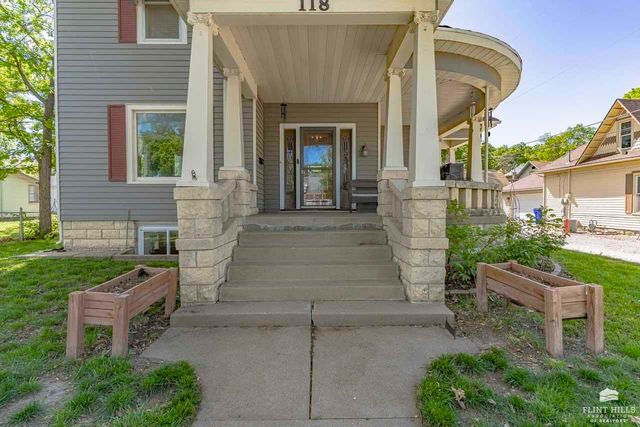 118 S Jefferson Street, Junction City, KS 66441