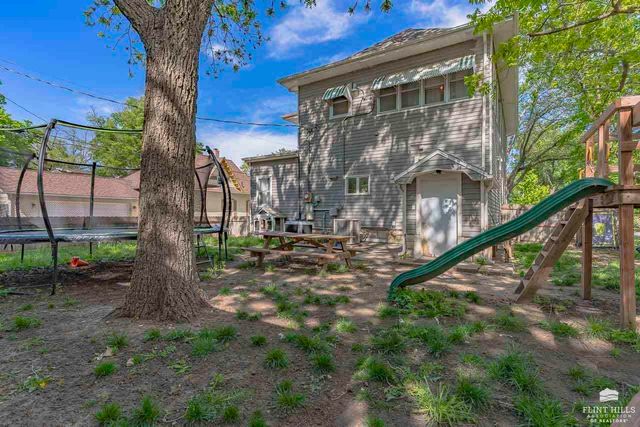 118 S Jefferson Street, Junction City, KS 66441