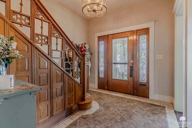 118 S Jefferson Street, Junction City, KS 66441