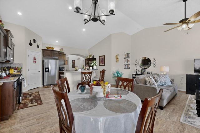 900 Firewheel Loop SW, Los Lunas, NM 87031