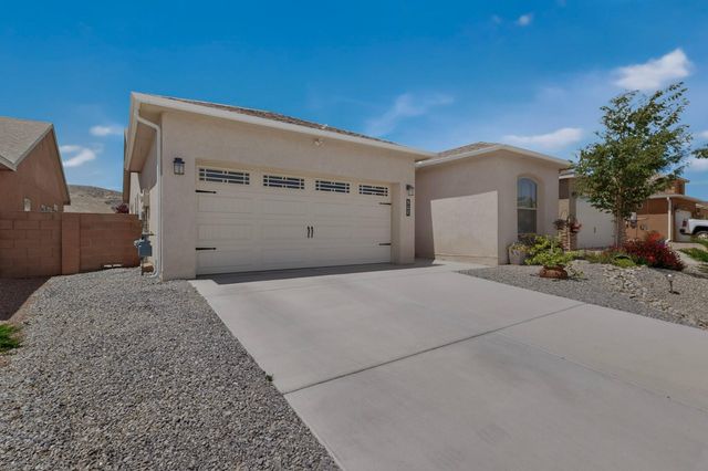 900 Firewheel Loop SW, Los Lunas, NM 87031