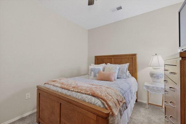 900 Firewheel Loop SW, Los Lunas, NM 87031