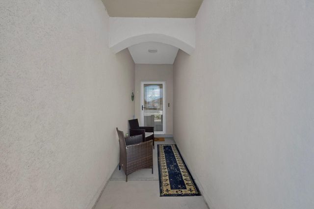 900 Firewheel Loop SW, Los Lunas, NM 87031