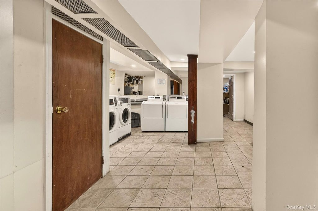 811 Penfield Street, Bronx, NY 10470 — photo 5