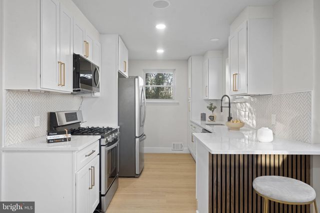 5117 EMO ST, Capitol Heights, MD 20743