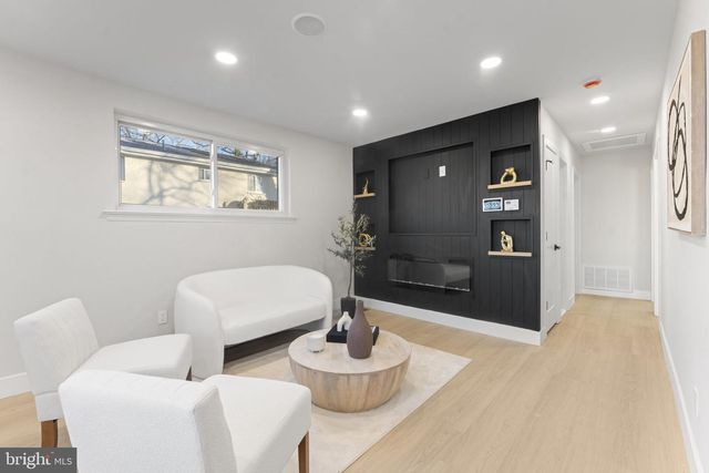 5117 EMO ST, Capitol Heights, MD 20743