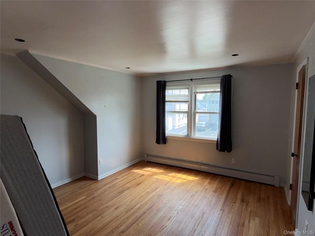 29 Lenox Avenue 2, Westbury, NY 11590