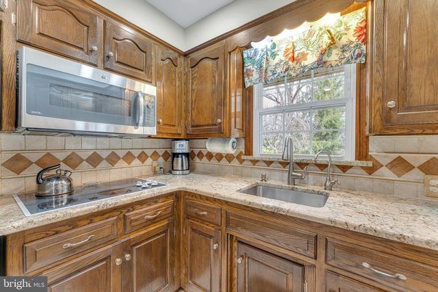530 MINK LN, Williamstown, NJ 08094