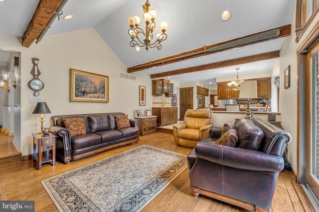 530 MINK LN, Williamstown, NJ 08094