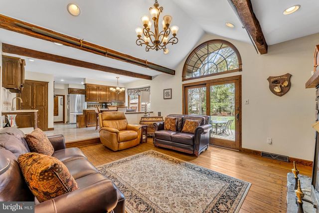 530 MINK LN, Williamstown, NJ 08094