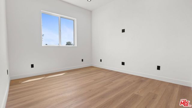 10842 Peach Grove Street AA, North Hollywood (los Angeles), CA 91601