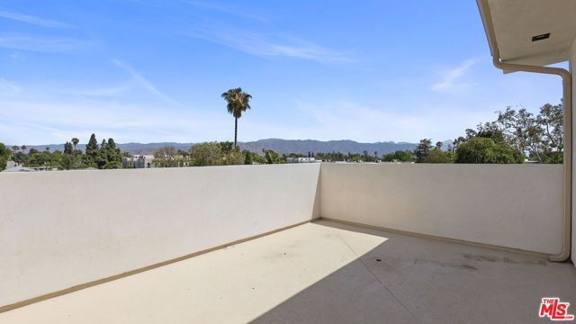 10842 Peach Grove Street AA, North Hollywood (los Angeles), CA 91601