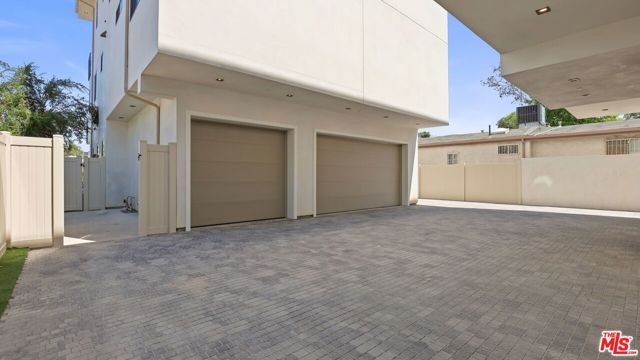 10842 Peach Grove Street AA, North Hollywood (los Angeles), CA 91601