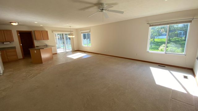 1454 Byfield Parkway, Valparaiso, IN 46385