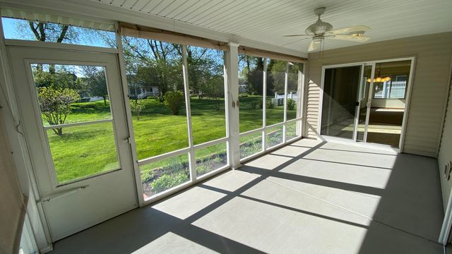 1454 Byfield Parkway, Valparaiso, IN 46385