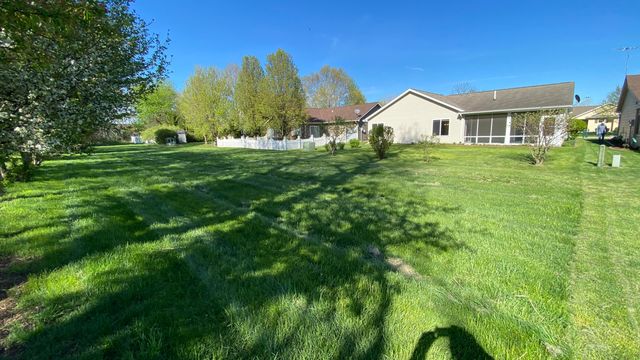 1454 Byfield Parkway, Valparaiso, IN 46385