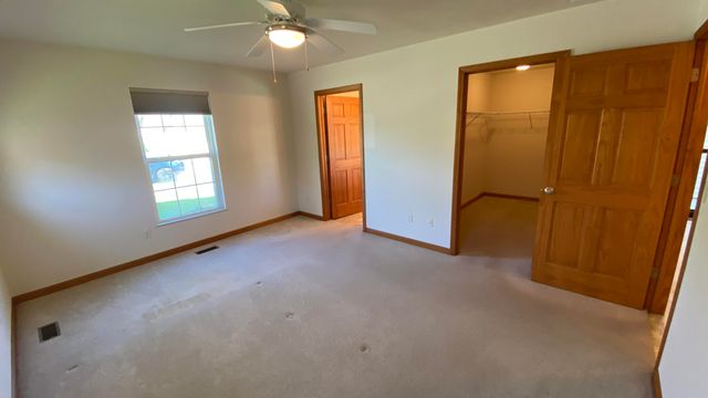 1454 Byfield Parkway, Valparaiso, IN 46385