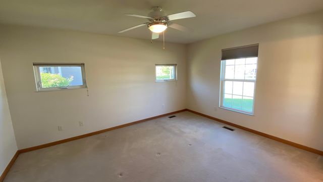 1454 Byfield Parkway, Valparaiso, IN 46385