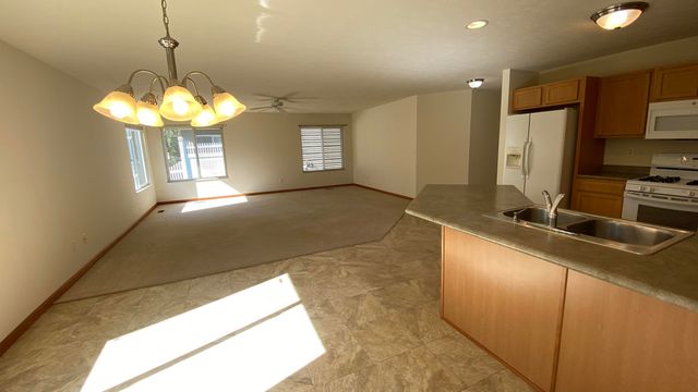 1454 Byfield Parkway, Valparaiso, IN 46385