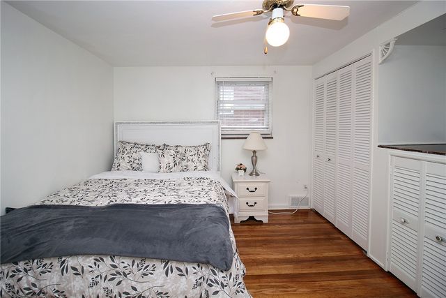 1614 Bevan Rd, Whitehall, PA 15227