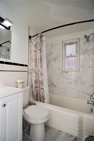 1614 Bevan Rd, Whitehall, PA 15227