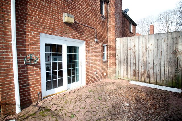 1614 Bevan Rd, Whitehall, PA 15227