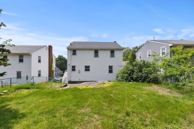 194 Glenellen Rd, Boston, MA 02132