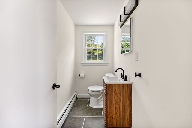 194 Glenellen Rd, Boston, MA 02132
