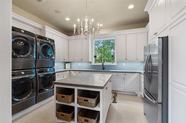 12349 Longmire Trace, Conroe, TX 77304