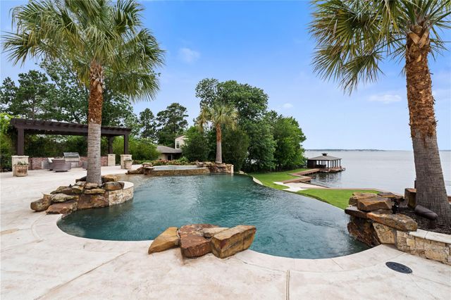 12349 Longmire Trace, Conroe, TX 77304