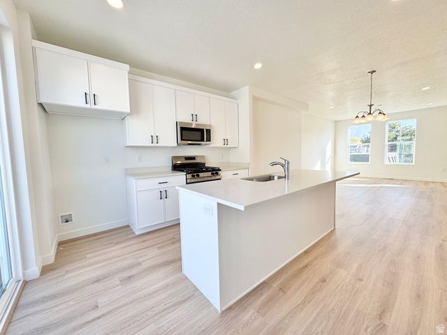 1664 N 1600 W, Layton, UT 84041