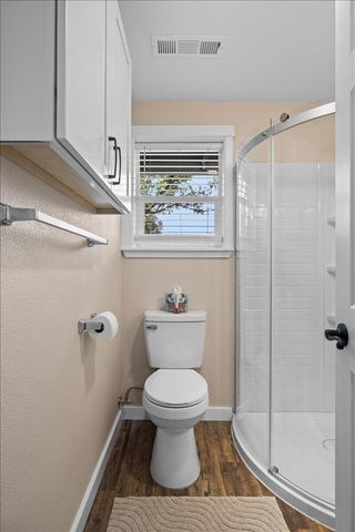 20 Penny Court, Shady Cove, OR 97539