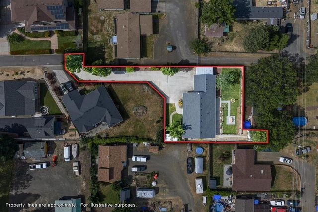 20 Penny Court, Shady Cove, OR 97539