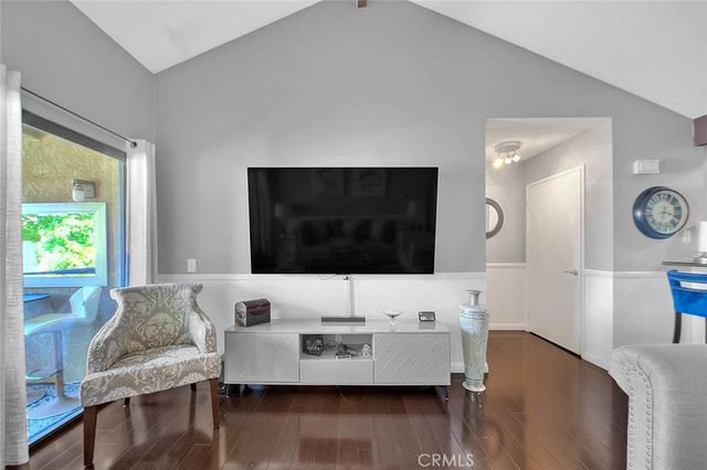 44 Carriage Way 108, Pomona, CA 91766