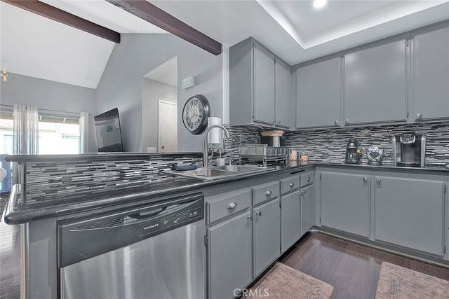 44 Carriage Way 108, Pomona, CA 91766