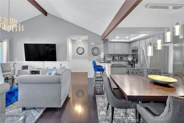 44 Carriage Way 108, Pomona, CA 91766