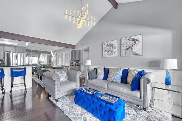 44 Carriage Way 108, Pomona, CA 91766