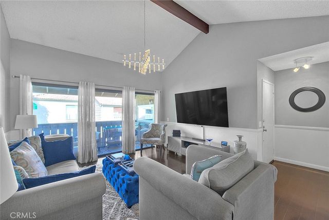 44 Carriage Way 108, Pomona, CA 91766