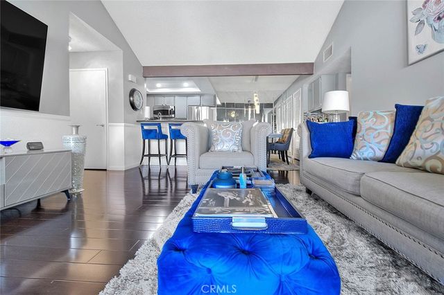 44 Carriage Way 108, Pomona, CA 91766