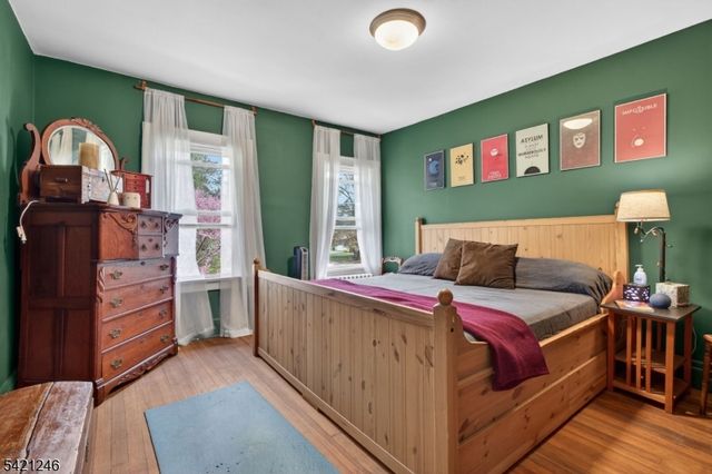 307 Stirling Rd, Watchung Boro, NJ 07069