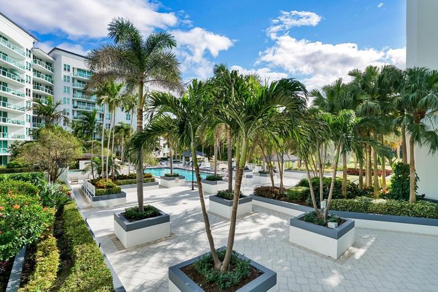 550 SE Mizner Blvd B209, Boca Raton, FL 33432