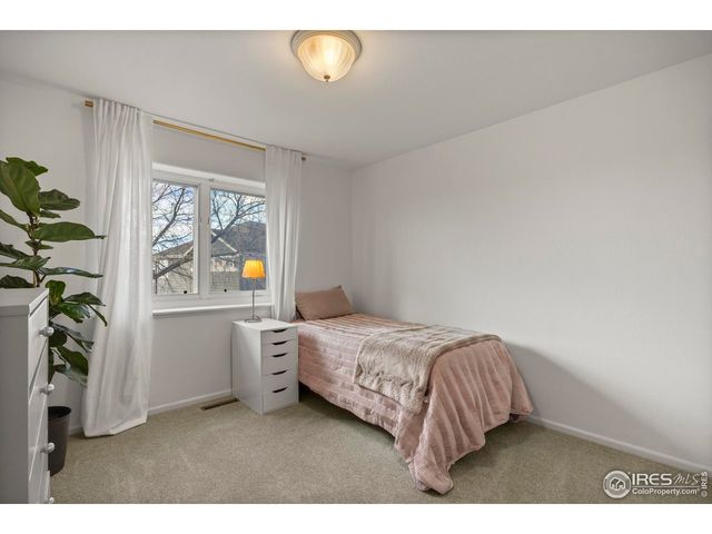 5624 Red Willow Ct, Fort Collins, CO 80528