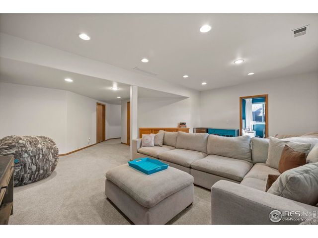 5624 Red Willow Ct, Fort Collins, CO 80528