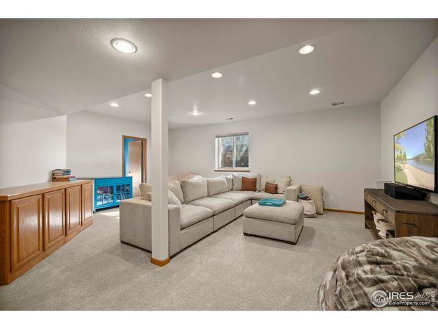 5624 Red Willow Ct, Fort Collins, CO 80528