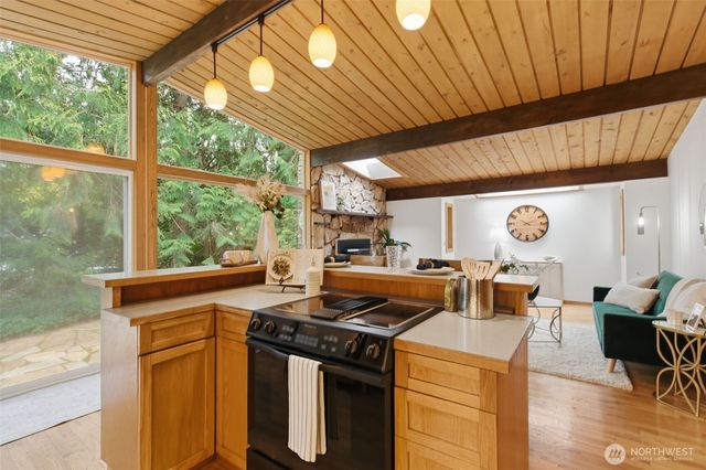 7808 56th Avenue Ct NW, Gig Harbor, WA 98335