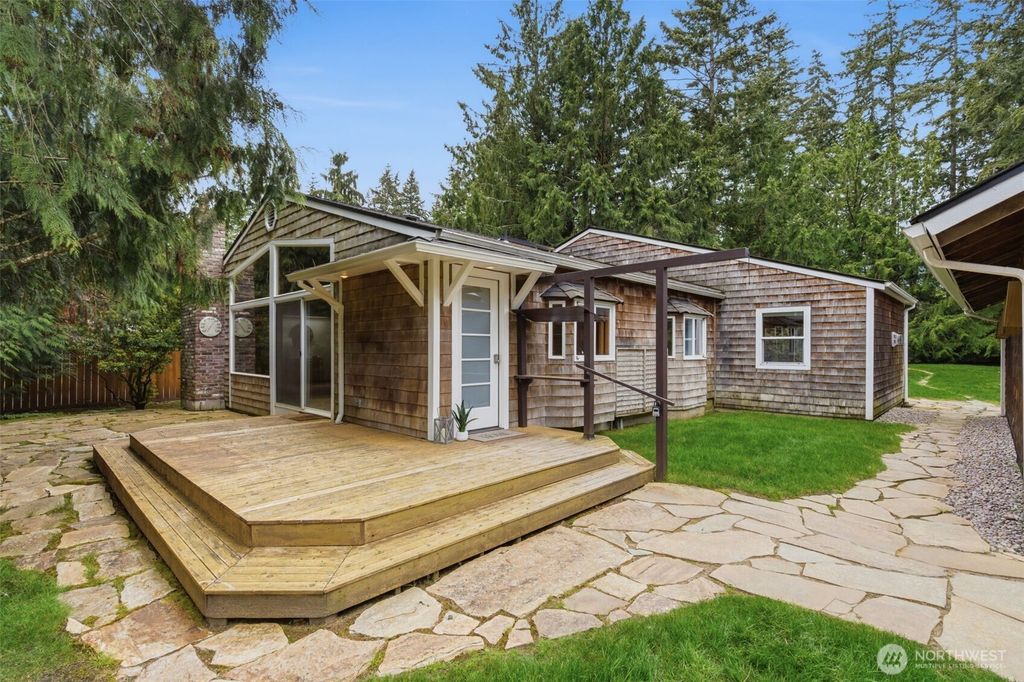 7808 56th Avenue Ct NW, Gig Harbor, WA 98335