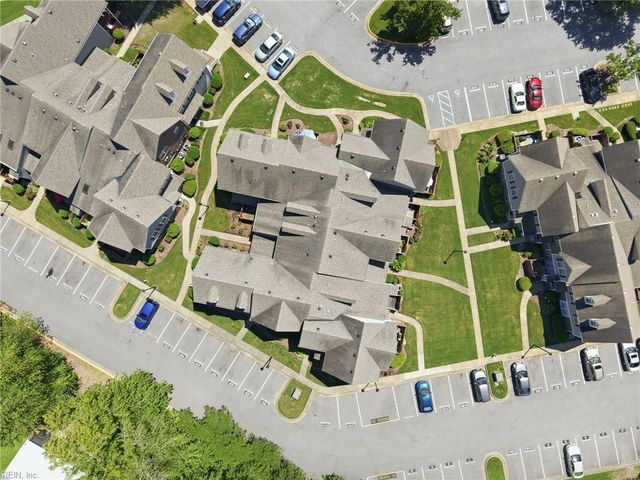 802 Primrose LN, Chesapeake, VA 23320