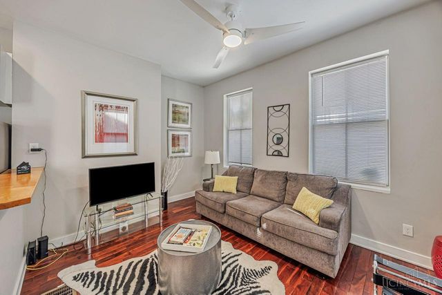 121 Green Street, Cincinnati, OH 45202
