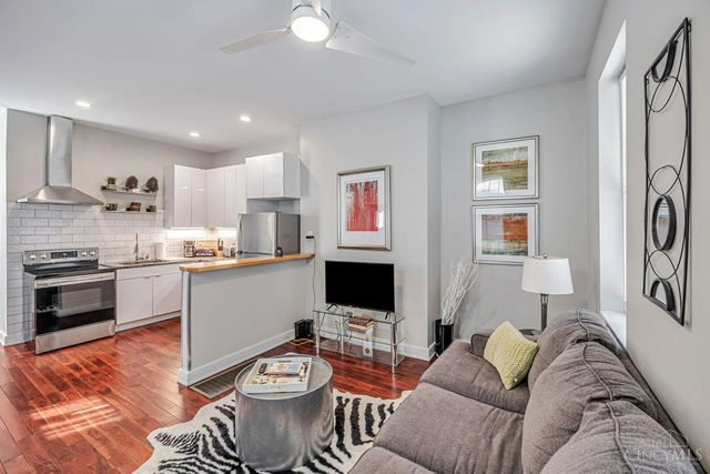 121 Green Street, Cincinnati, OH 45202
