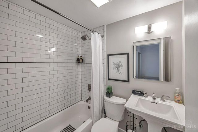 121 Green Street, Cincinnati, OH 45202